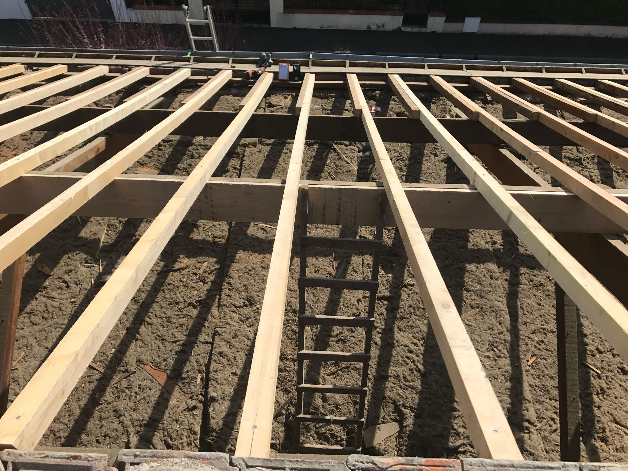 Travaux sur la structure de charpente